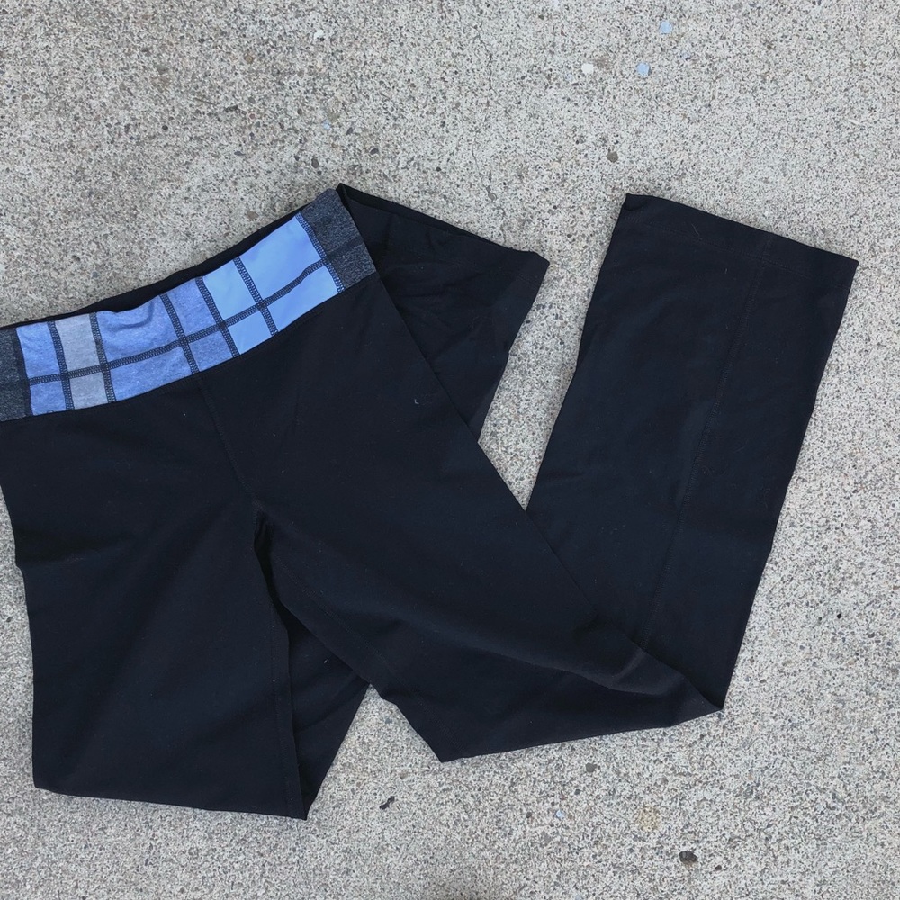 Black flared leggings yoga pants